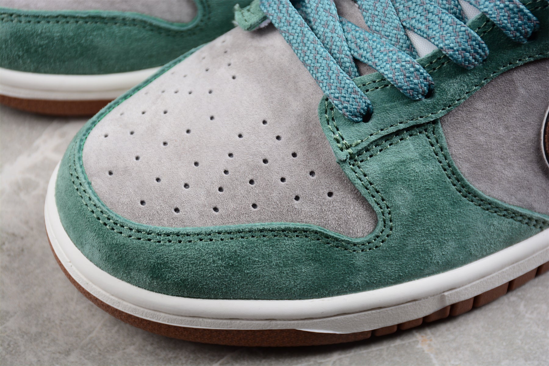Otomo Katsuhiro x Nike SB Dunk Low "Steamboy OST" Grey/Green/Brown - Best Reps Website 2025