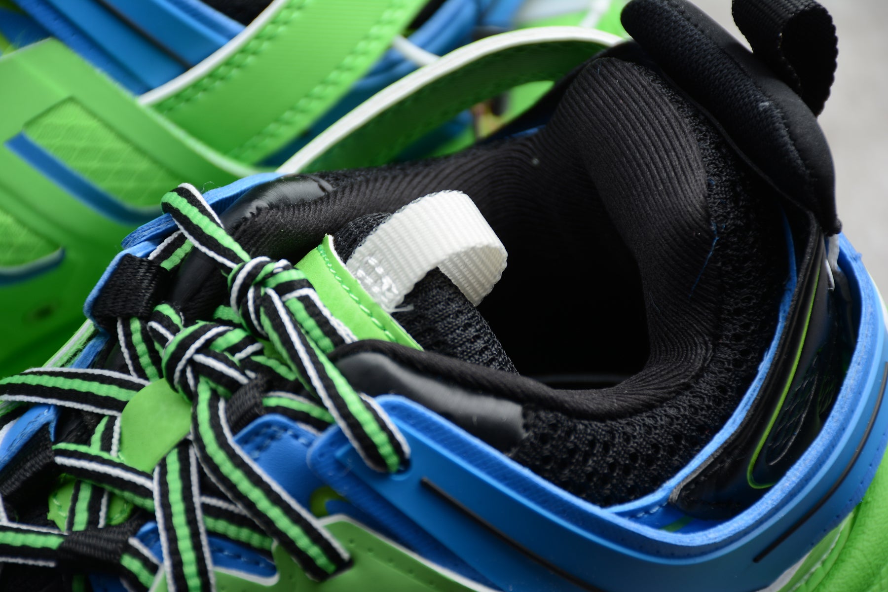  Balenciaga Track Low Sneakers in Blue/Green 