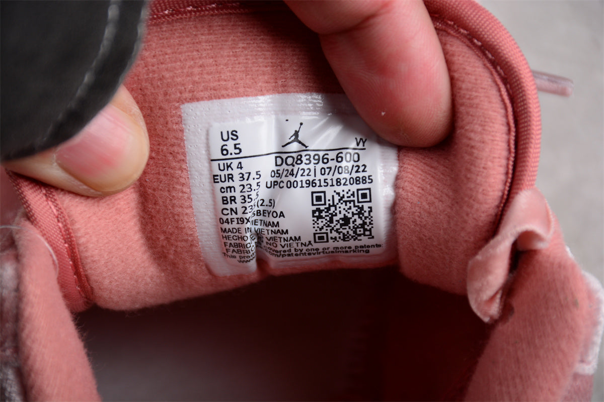 Air Jordan 1 Low "Pink Velvet"