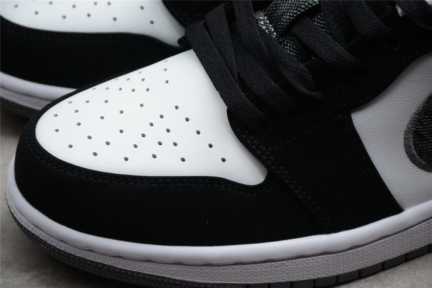 Air Jordan 1 Low "Black White Wolf Grey" 553558-029 - Best Reps Website 2025