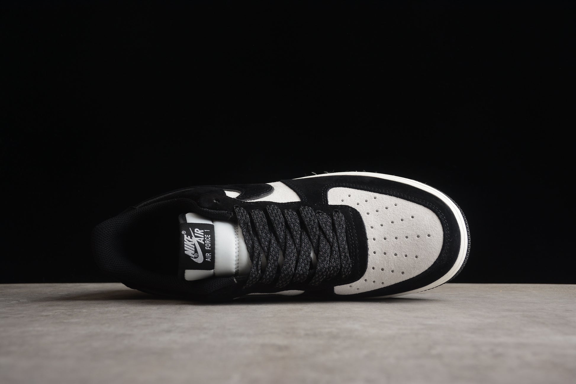 Nike Air Force 1 Low '07 Suede 'Panda' (Black/White)
