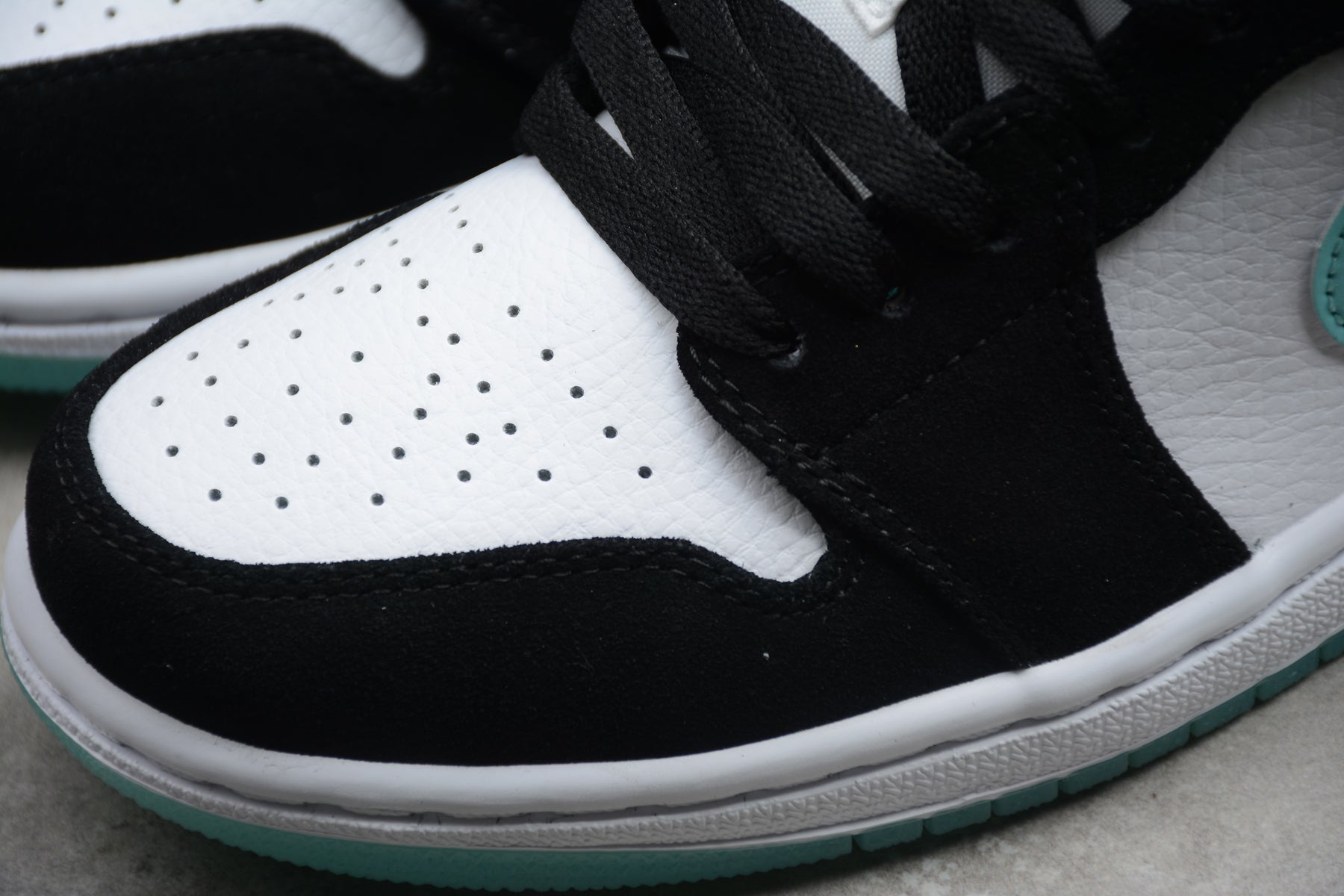 Air Jordan 1 Low "Island Green" - Best Reps Website 2025