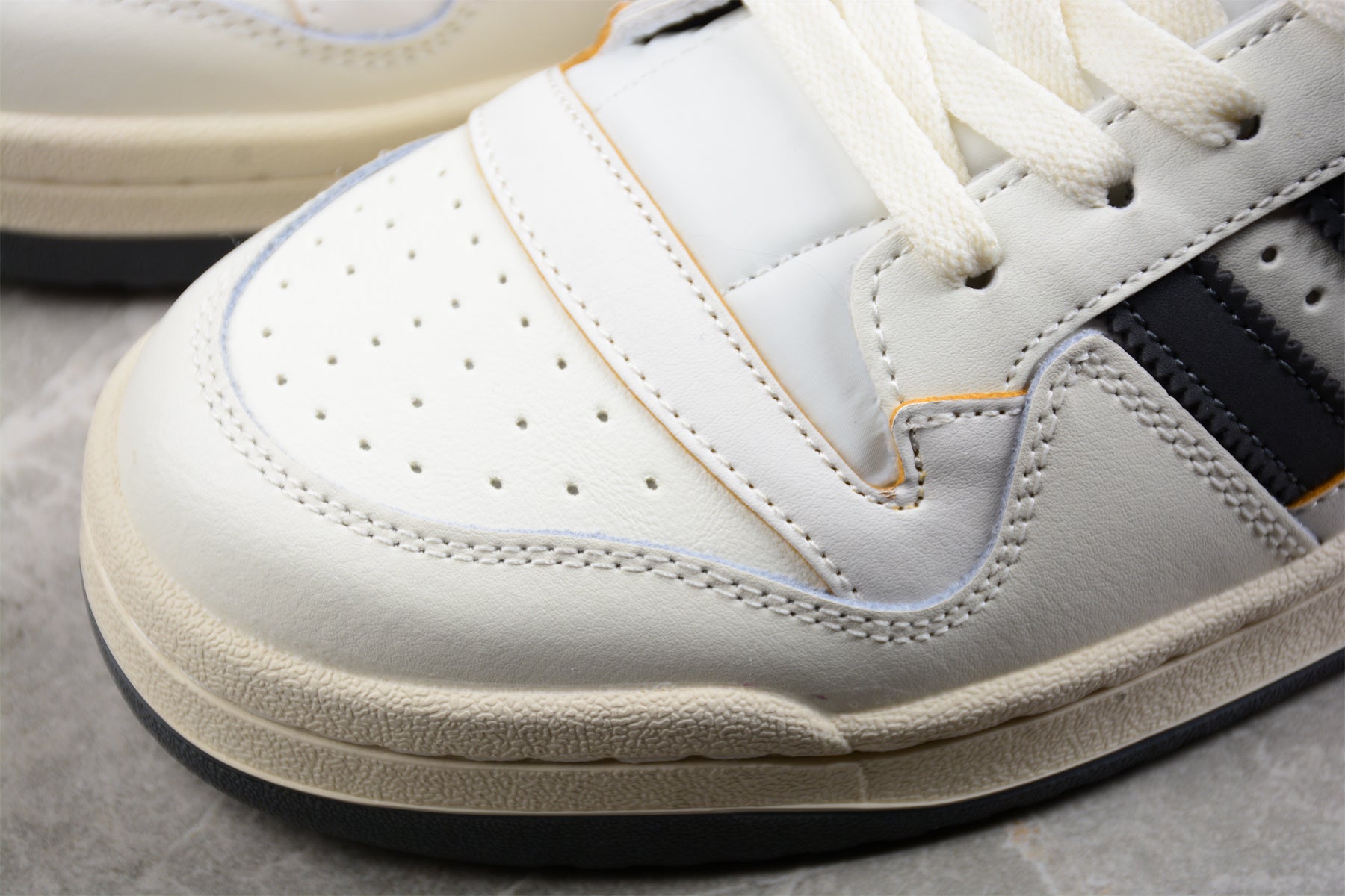 adidas Forum 84 Low in Off White/Shadow Navy - Best Reps Website 2025