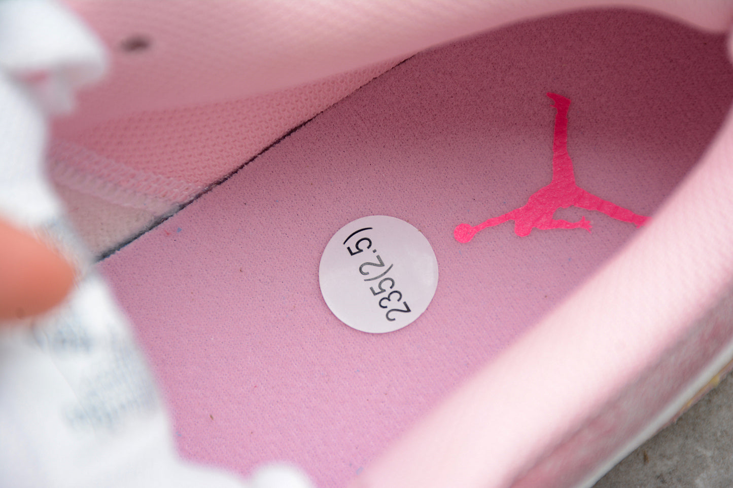 Air Jordan 1 Low GS "Strawberry Ice Cream"