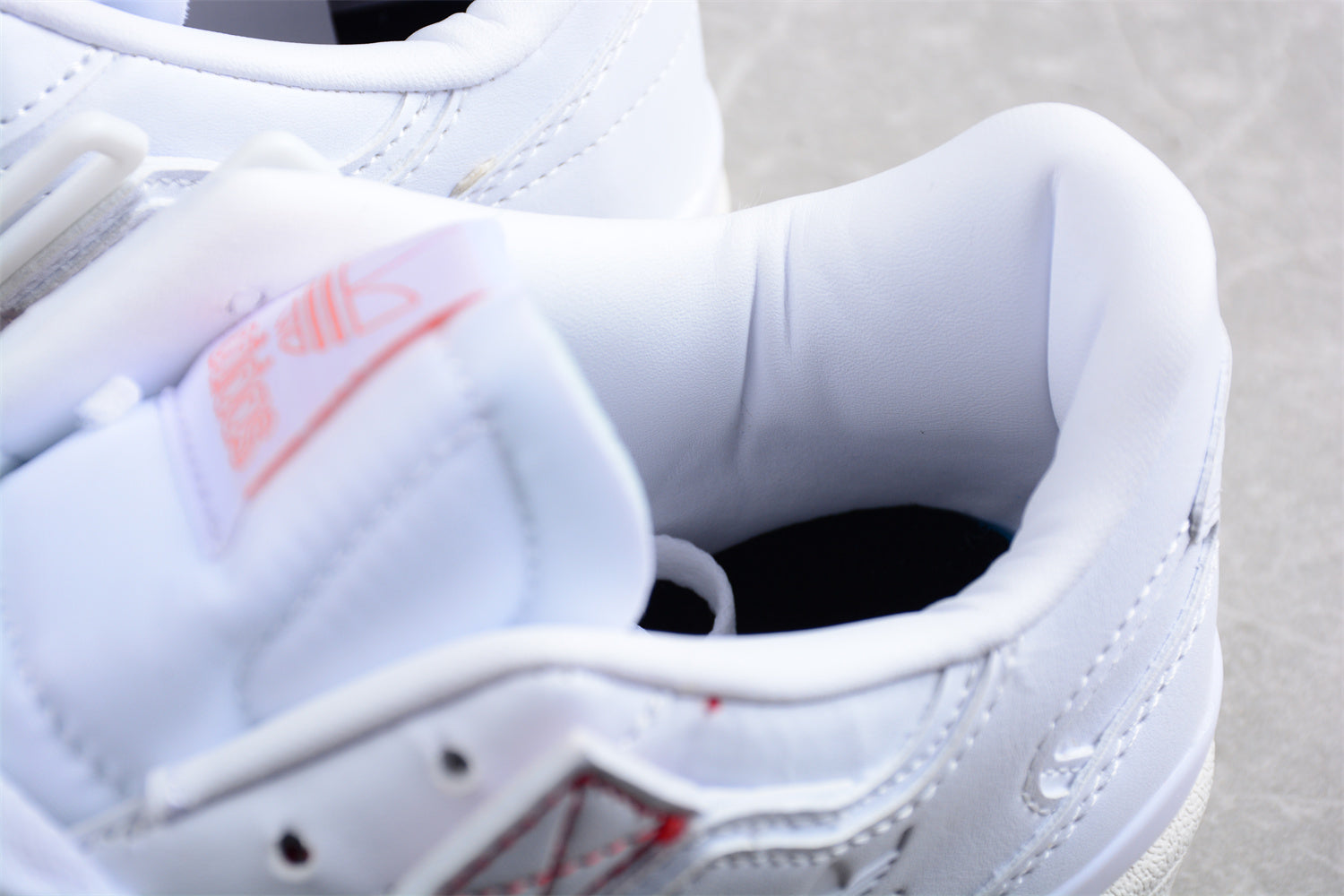 adidas Forum 84 Low Premium in Cloud White / Core Black / Easy Yellow