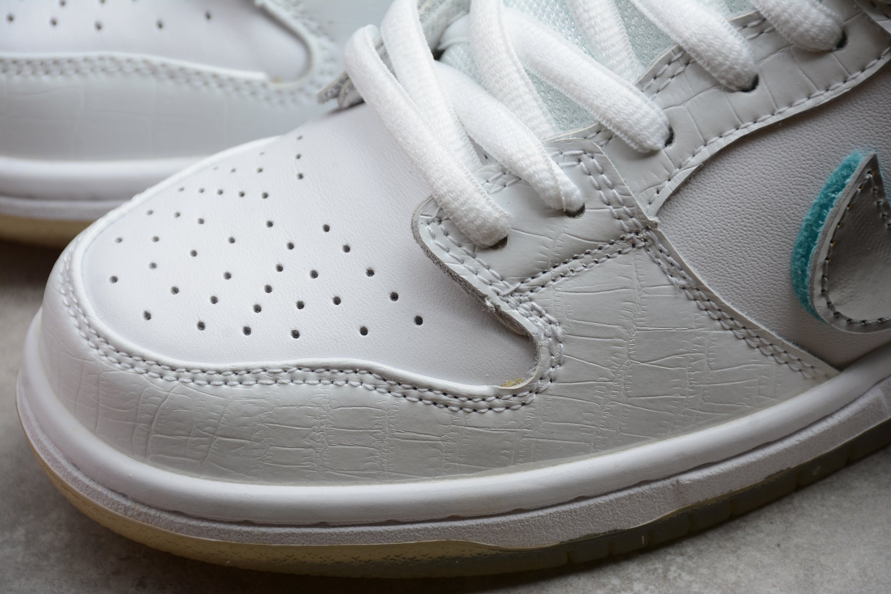 Diamond Supply Co. x Nike SB Dunk Low Pro "White Diamond" - Best Reps Website 2025