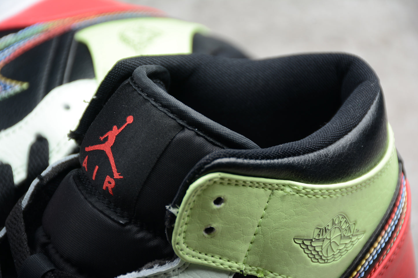 Air Jordan 1 Mid "Glow In The Dark" GS - Best Reps Website 2025