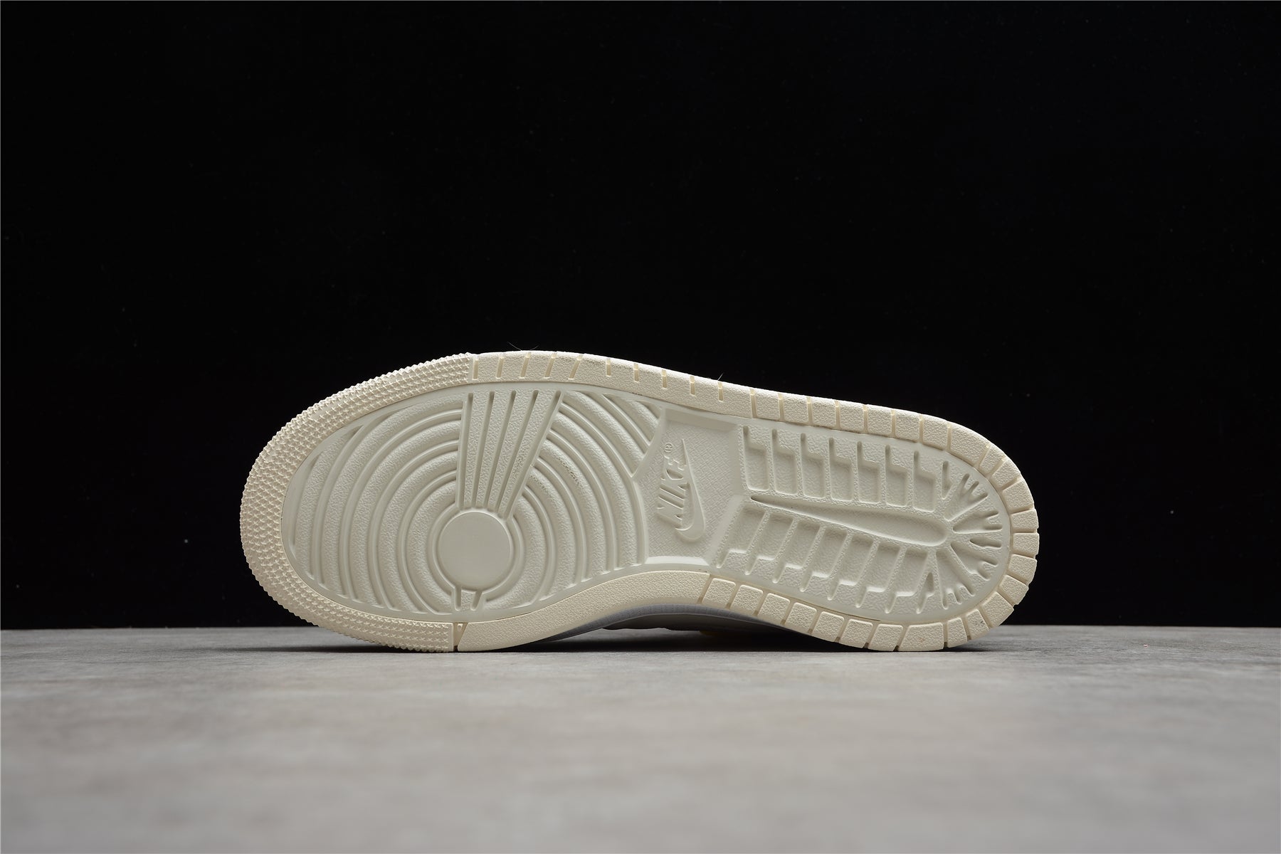 Air Jordan 1 Zoom CMFT “To My First Coach” - Best Reps Website 2025