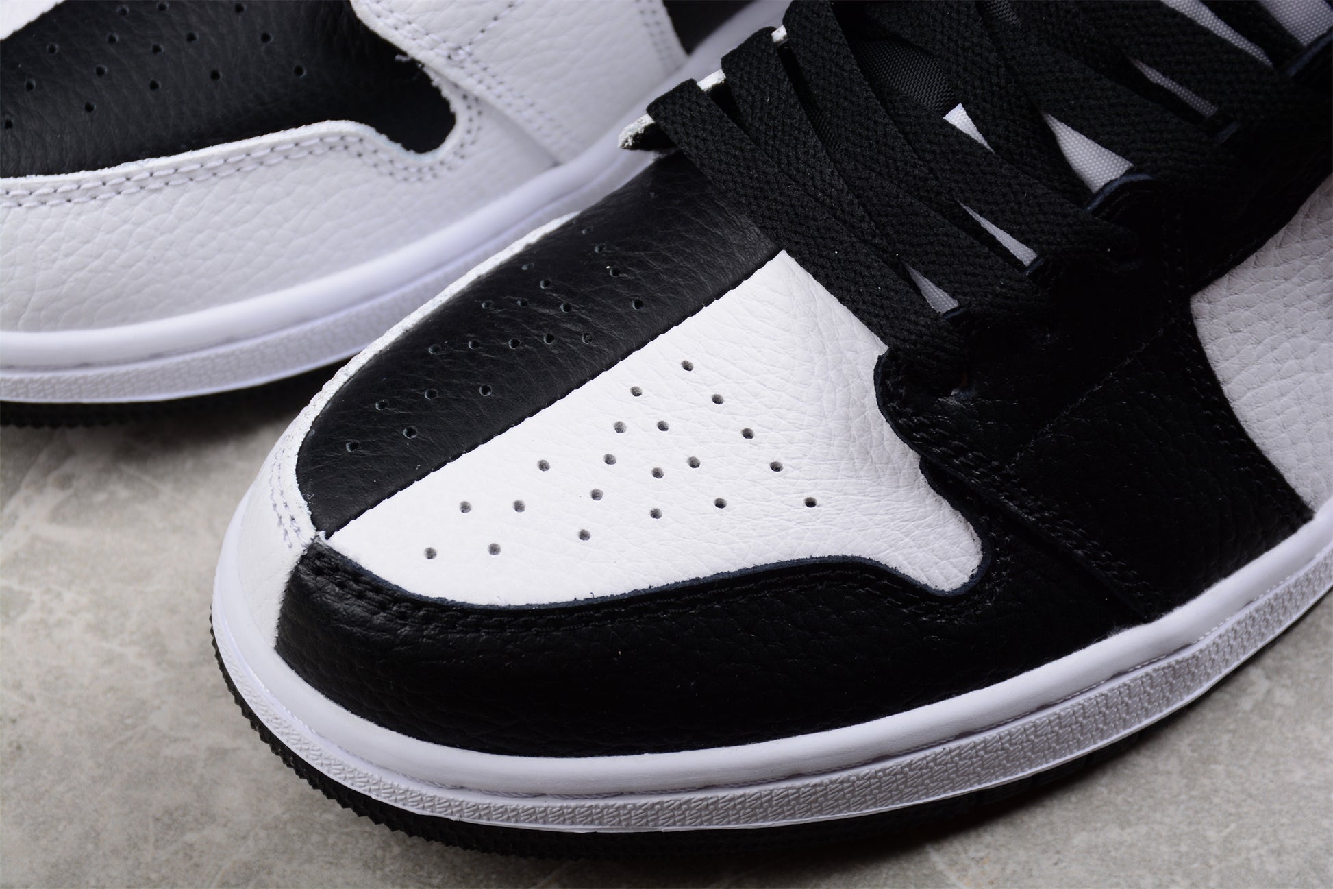Air Jordan 1 Mid "Homage" - Best Reps Website 2025