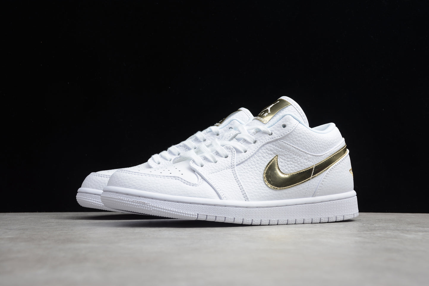 Nike Air Jordan 1 Low SE White Metallic Gold