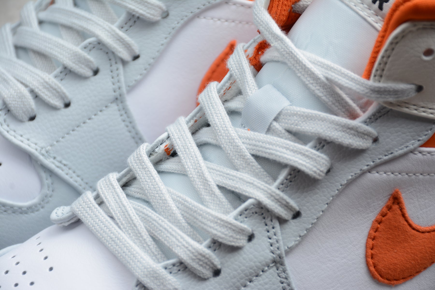 Nike Air Jordan 1 Mid SE "Starfish Pure Platinum" - Best Reps Website 2025