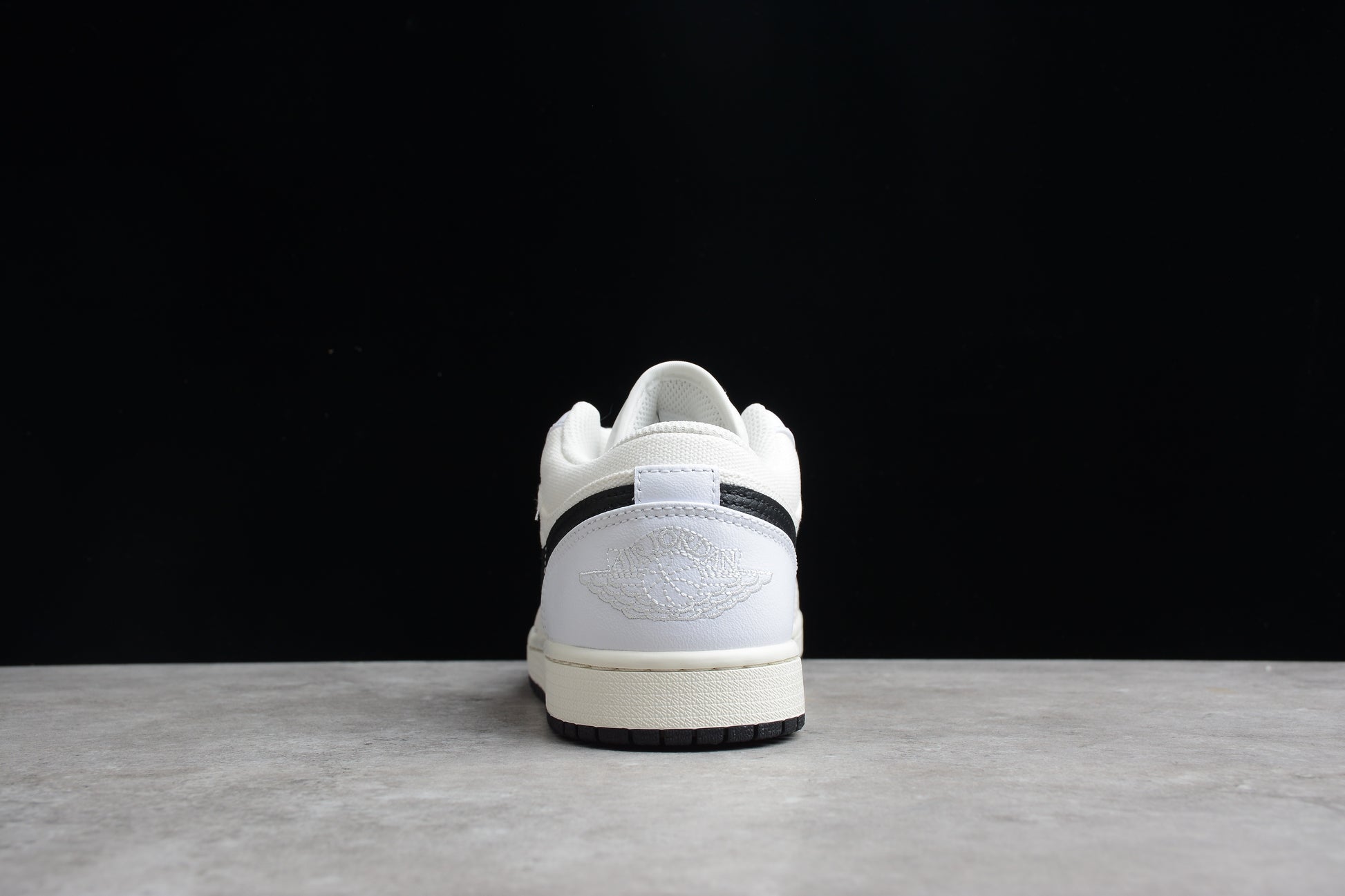 Air Jordan 1 Low 'Astrograbber'
