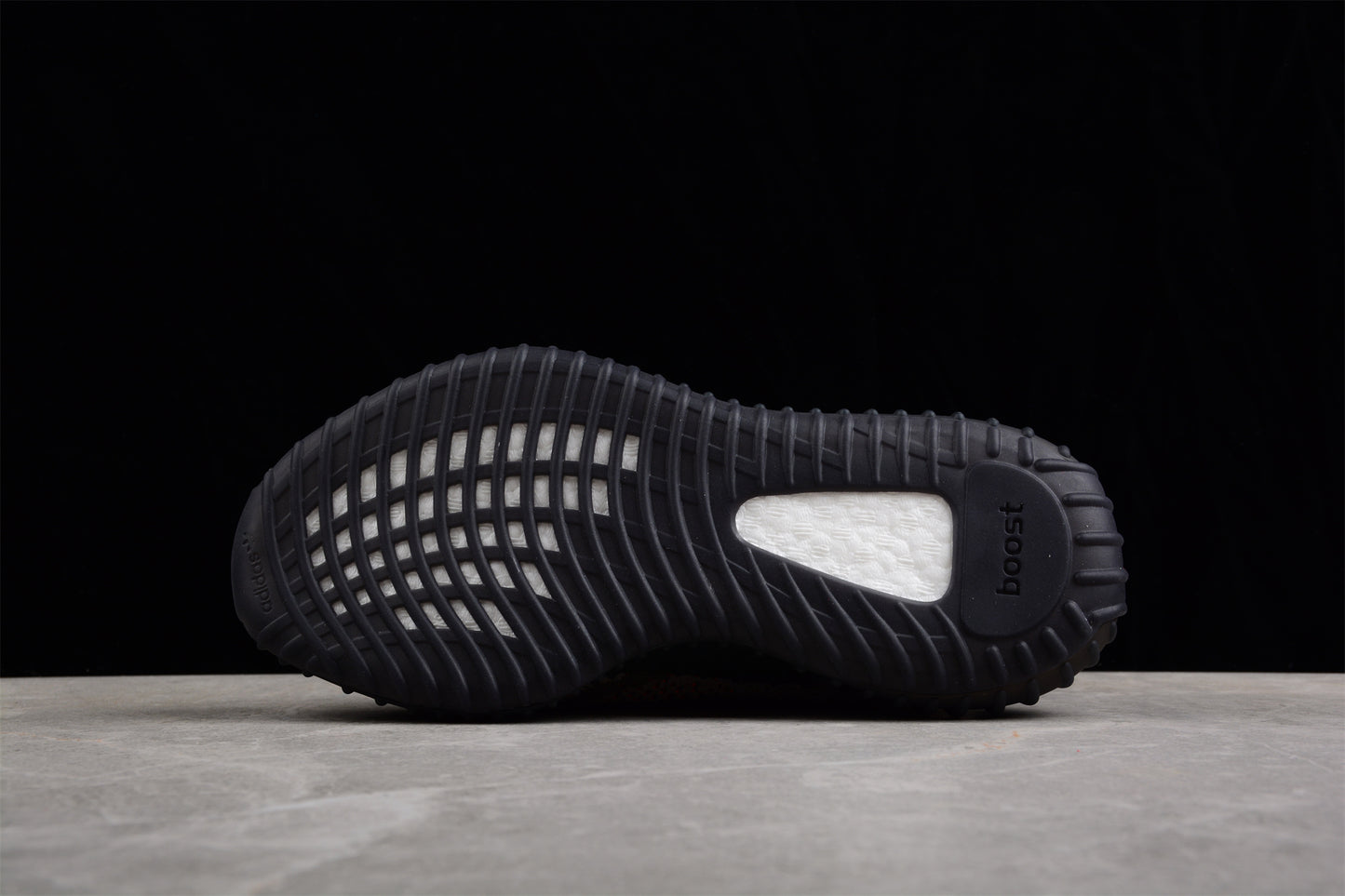 adidas Yeezy Boost 350 V2 "Carbon Beluga" - Best Reps Website 2025