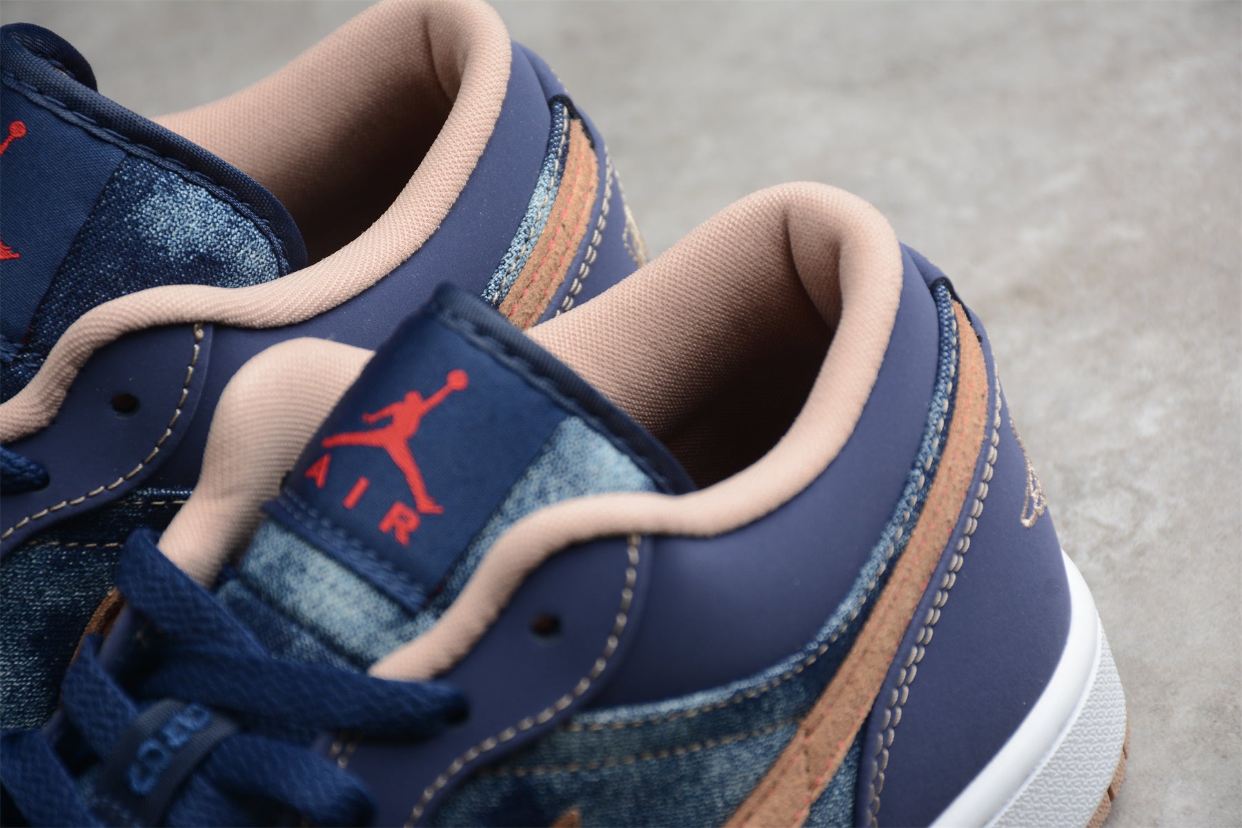 Air Jordan 1 Low SE 'Denim'