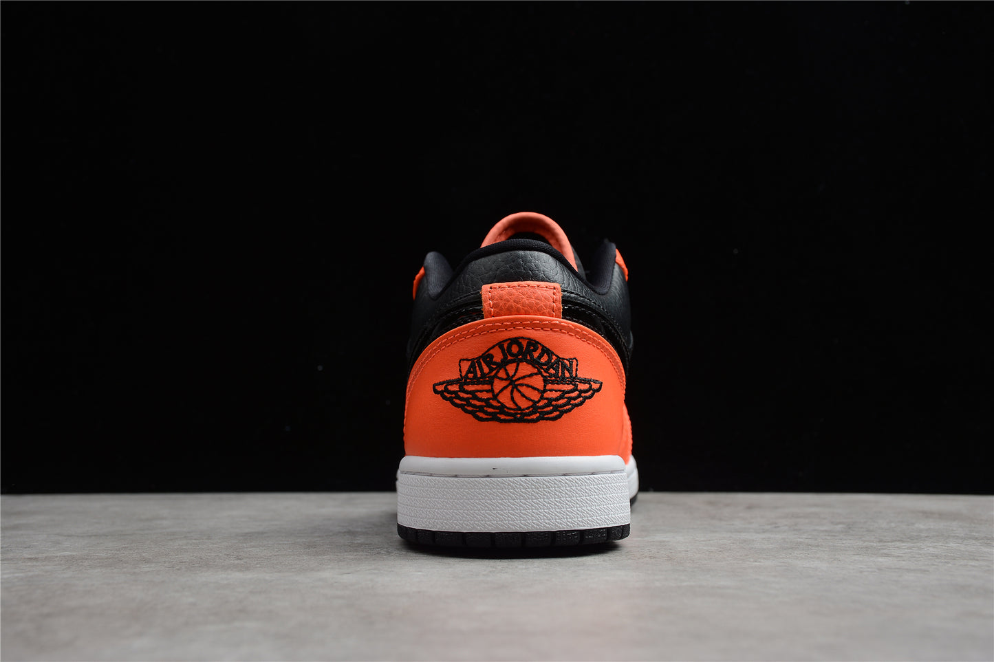 Air Jordan 1 Low SE “Black Orange”