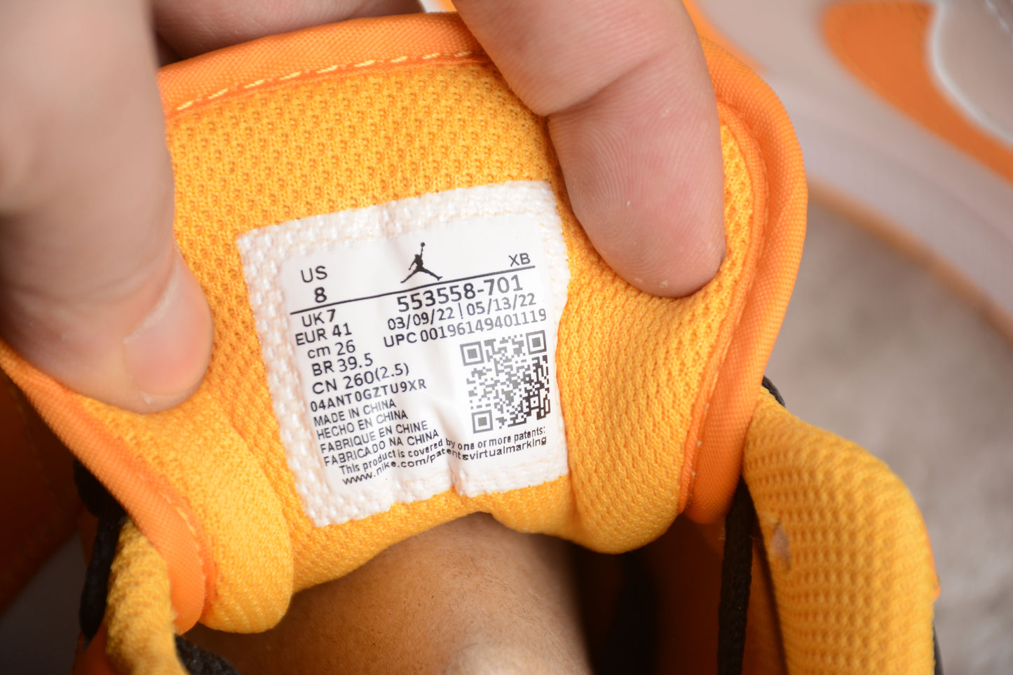 Air Jordan 1 Low "Taxi"