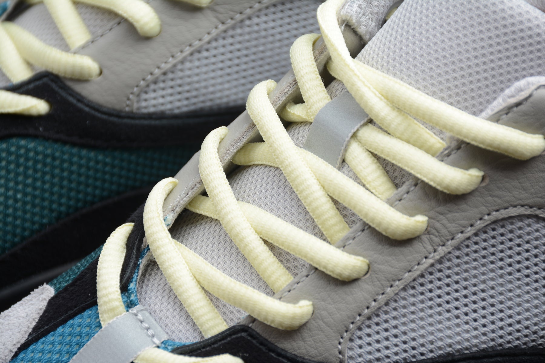 Yeezy Boost 700 V2 "Wave Runner" - Best Reps Website 2025