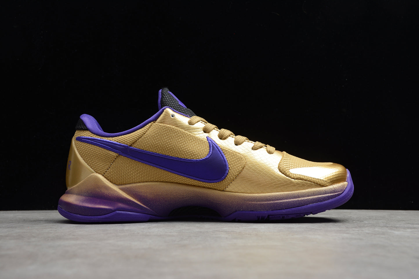 Nike Kobe 5 Protro x Undefeated “Hall of Fame” - Best Reps Website 2025