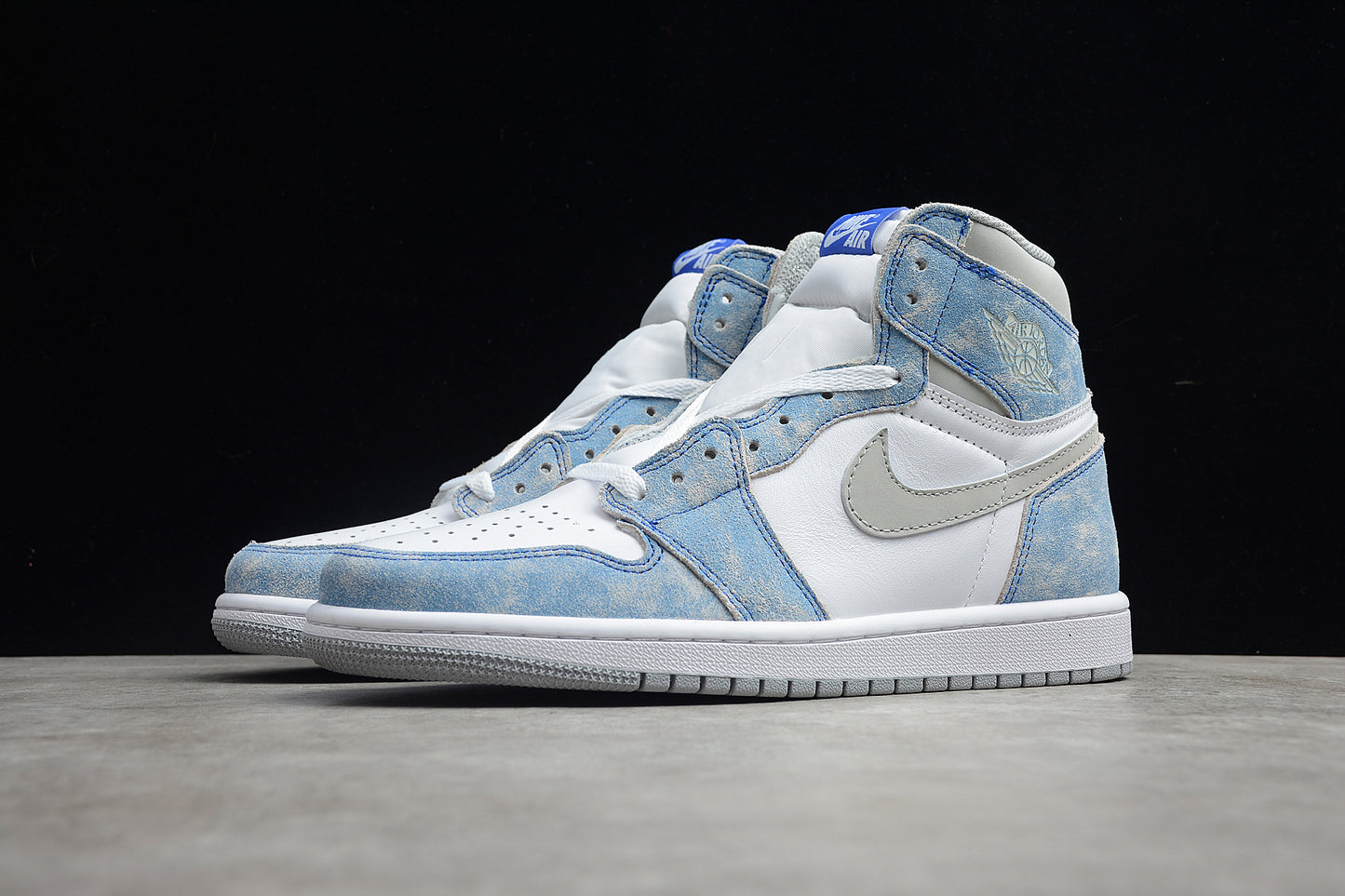 Air Jordan 1 Retro High OG "Hyper Royal" - Best Reps Website 2025
