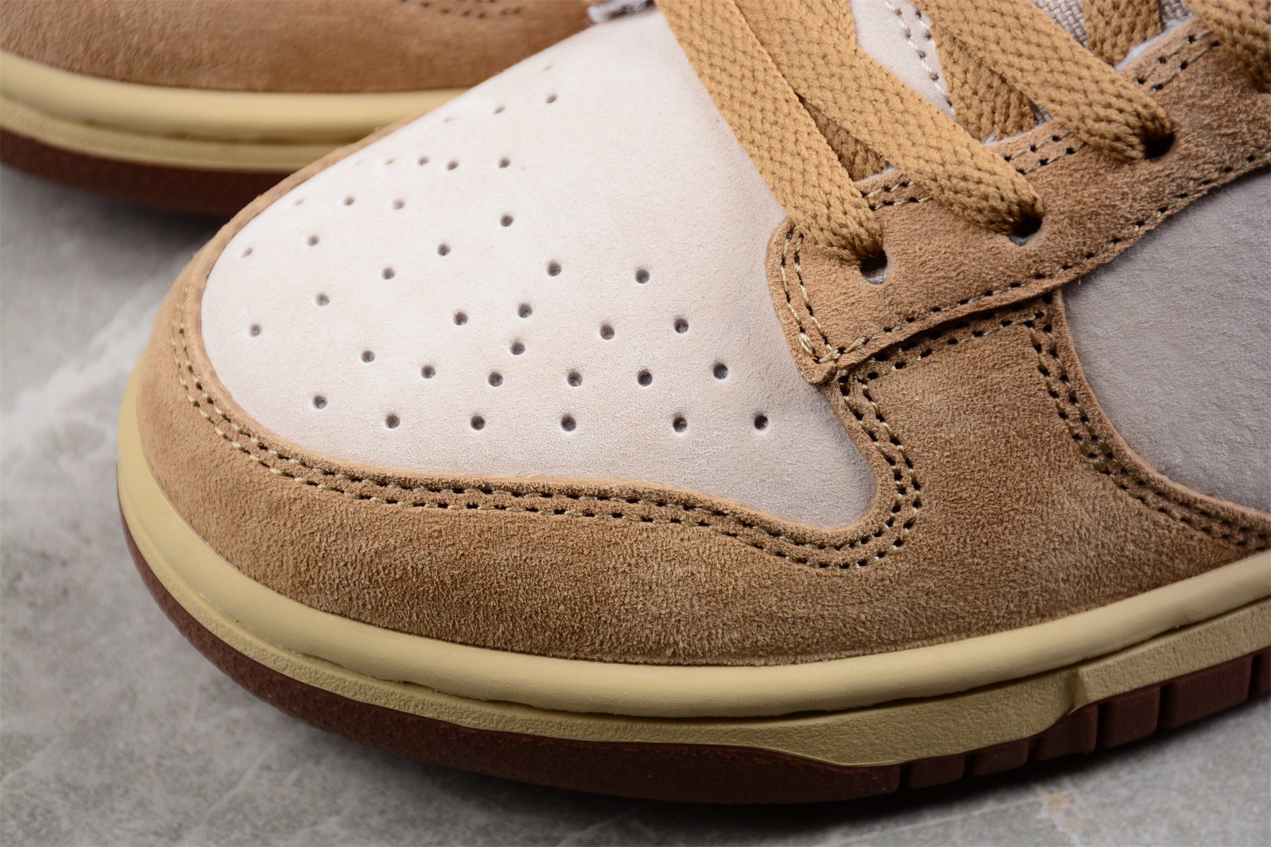 Nike SB Dunk Low in Beige and Navy - Best Reps Website 2025