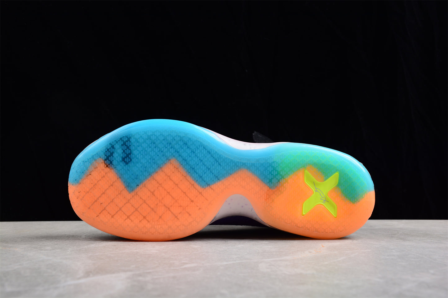 Nike Kobe 10 Elite 'Grinch' ID - Best Reps Website 2025