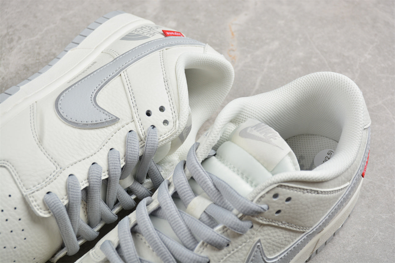 SB Dunk Low Supreme x The North Face White Grey