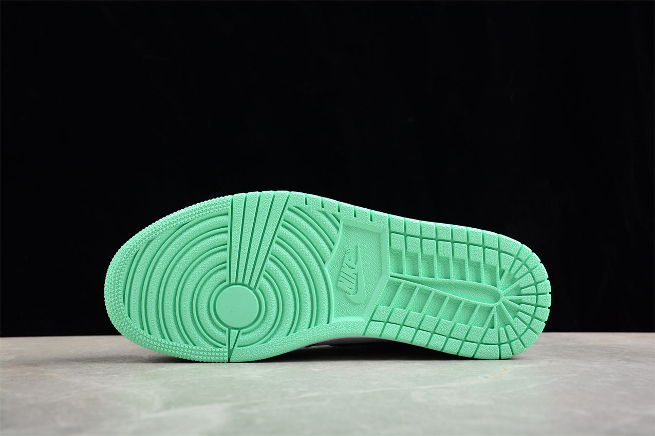 Air Jordan 1 Retro High "Green Glow" - Best Reps Website 2025