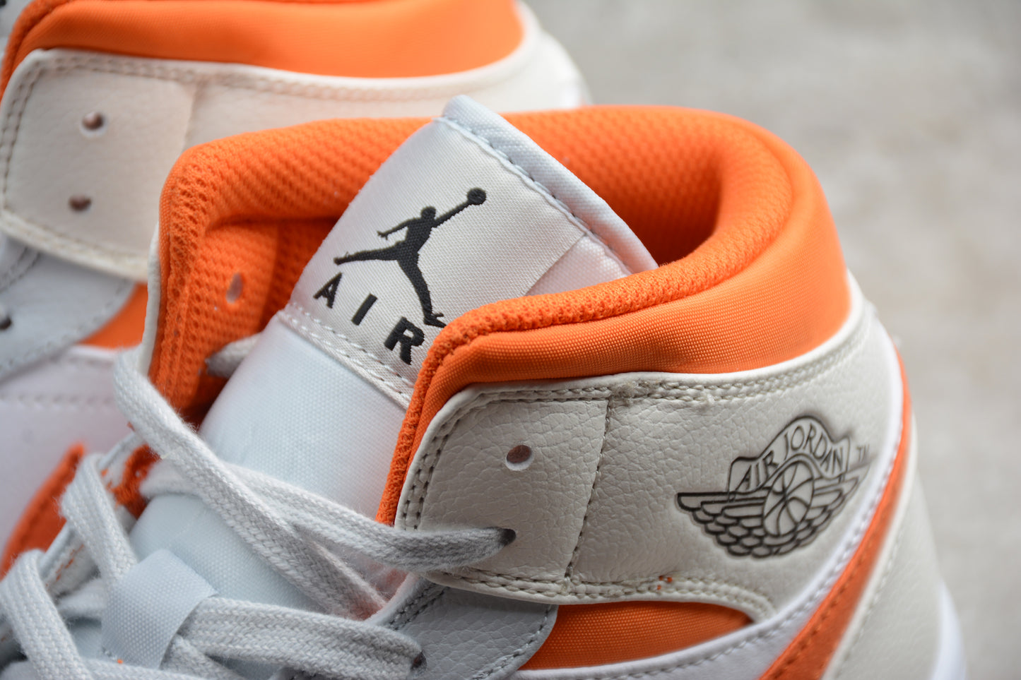Nike Air Jordan 1 Mid SE "Starfish Pure Platinum" - Best Reps Website 2025
