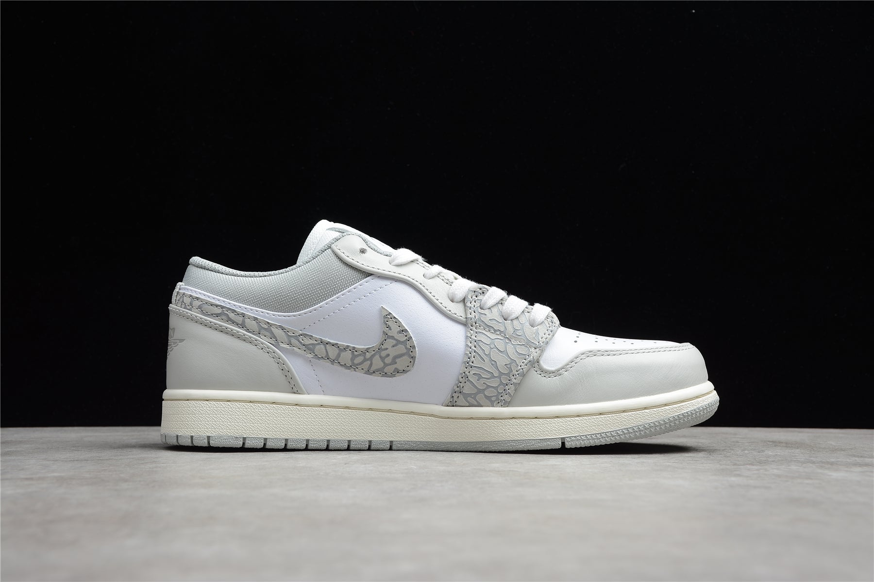 Air Jordan 1 Low “Berlin Grey”