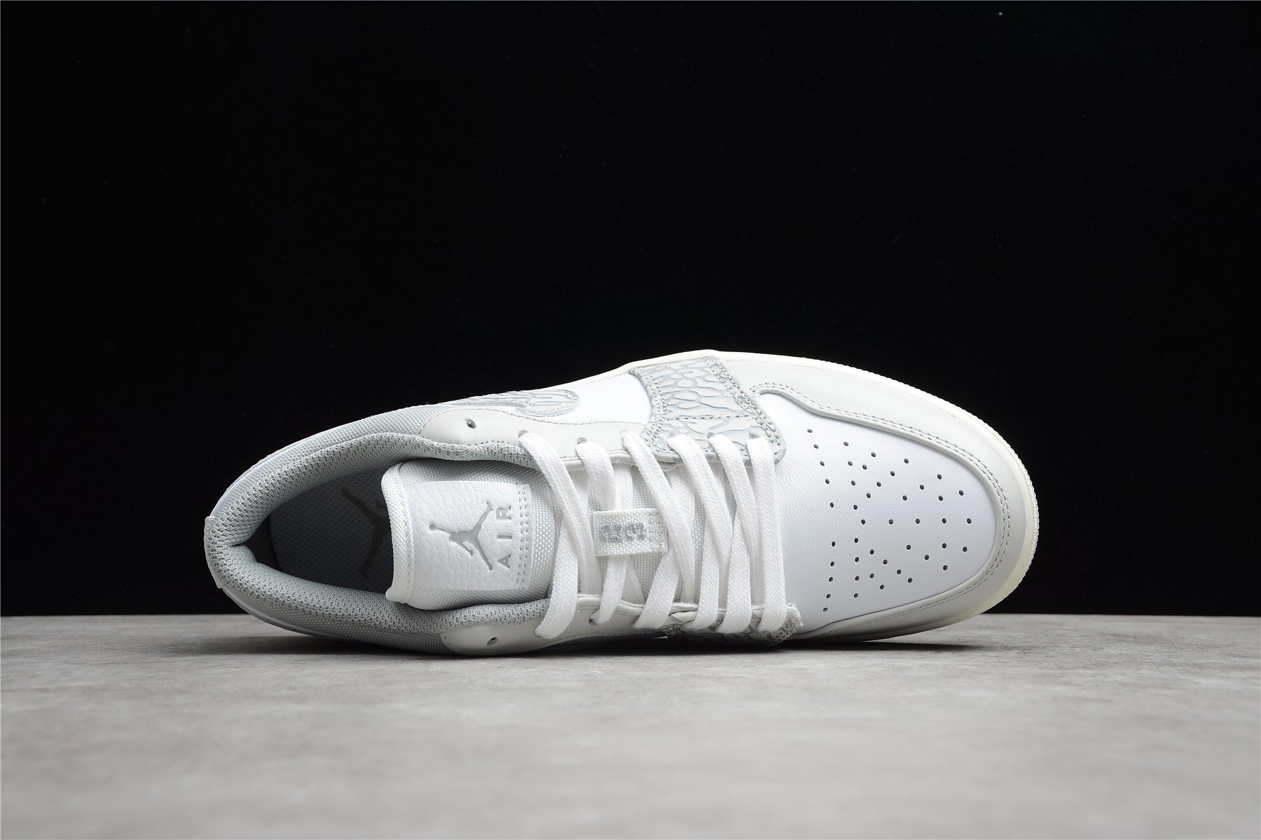 Air Jordan 1 Low “Berlin Grey”