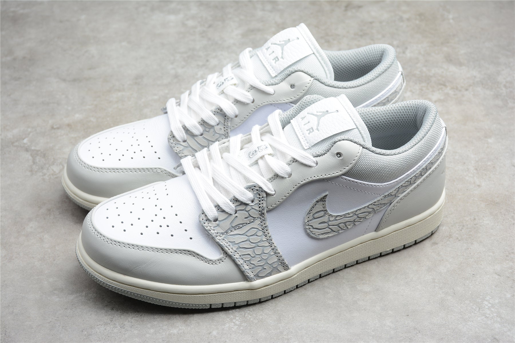 Air Jordan 1 Low “Berlin Grey”