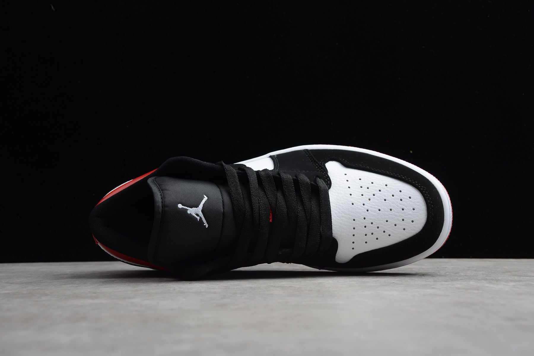 Air Jordan 1 Low "Black Toe"