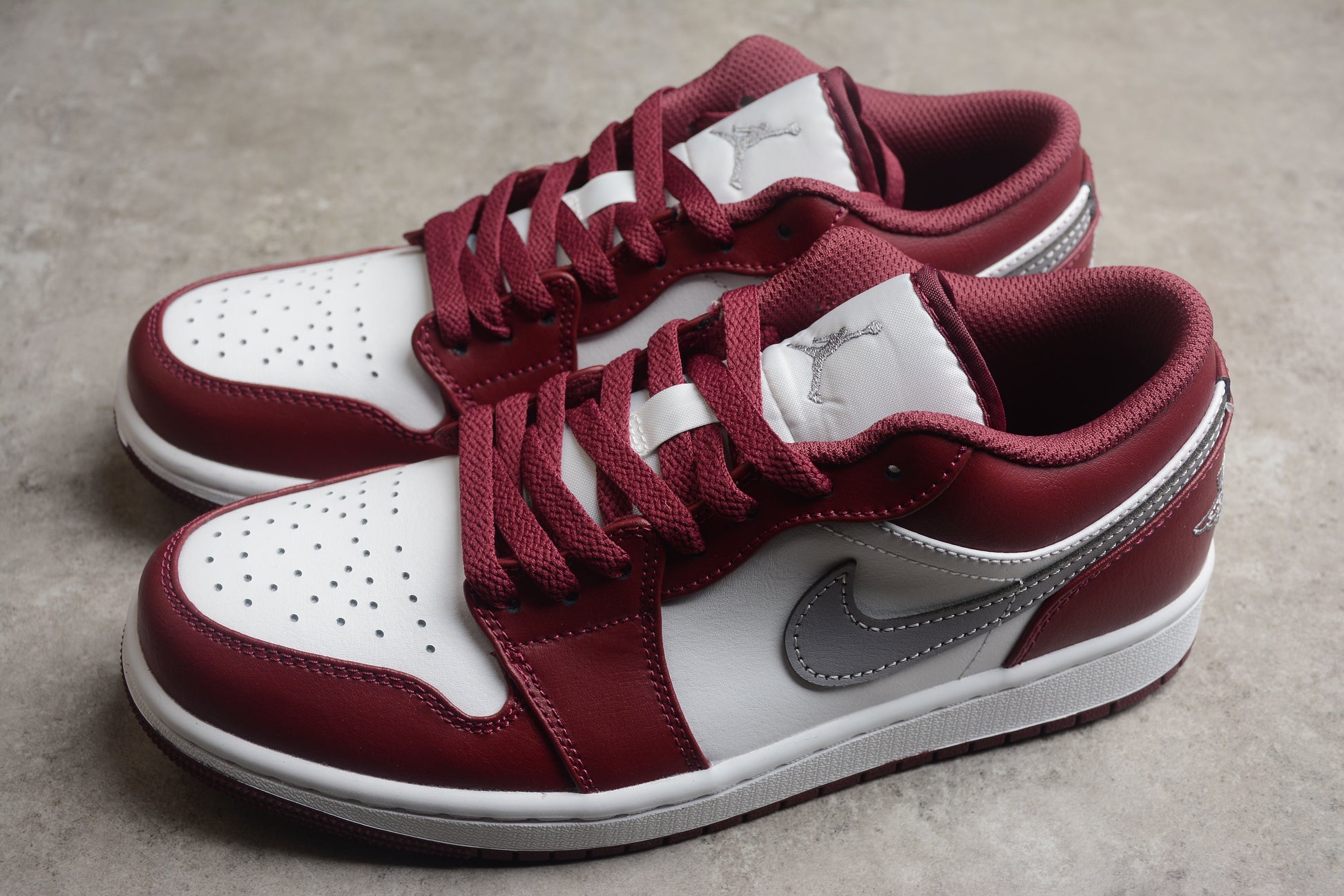 Air Jordan 1 Low "Cherrywood"