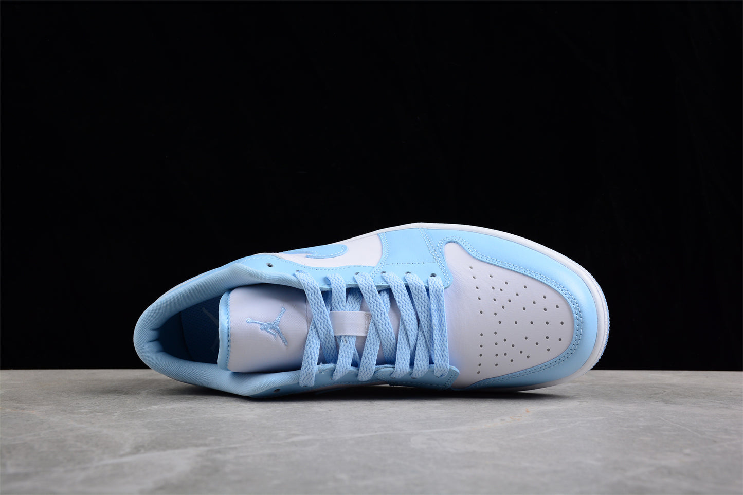 Air Jordan 1 Low "Ice Blue"