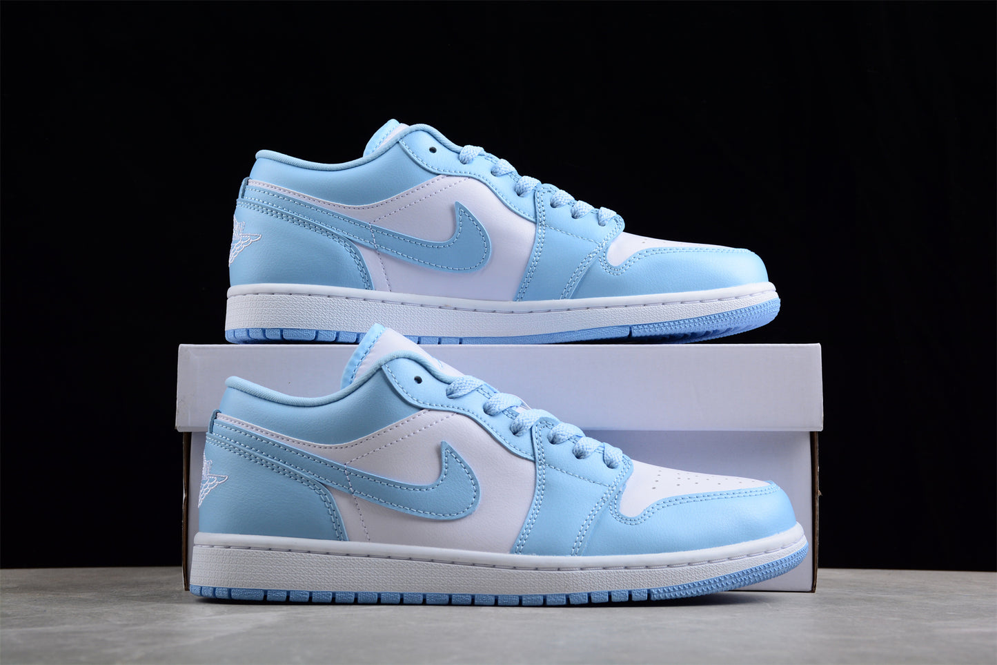 Air Jordan 1 Low "Ice Blue"