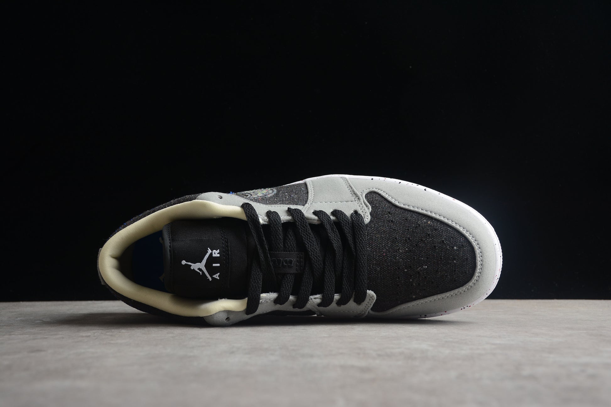 Air Jordan 1 Low SE "Crater Black Grey"