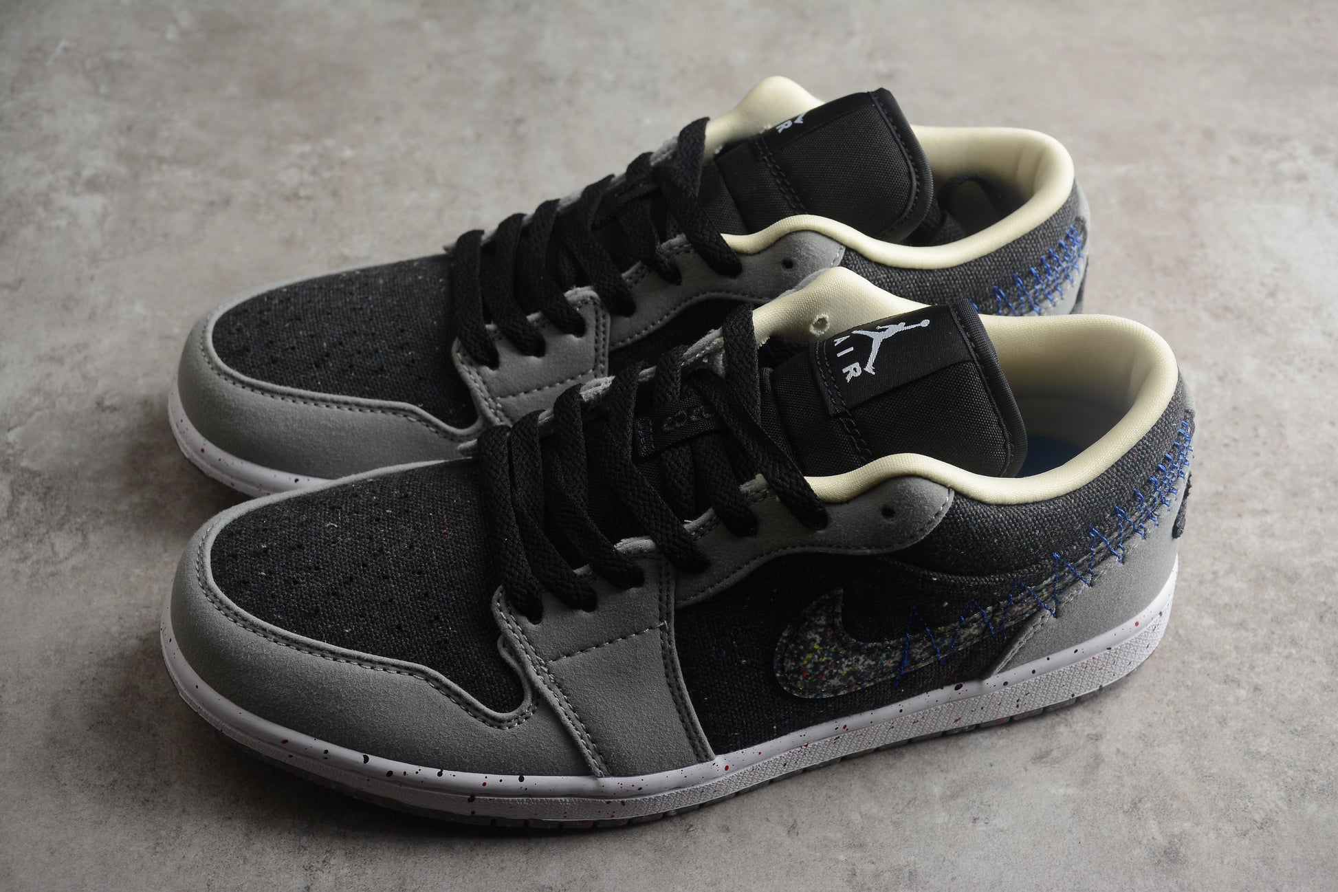 Air Jordan 1 Low SE "Crater Black Grey"