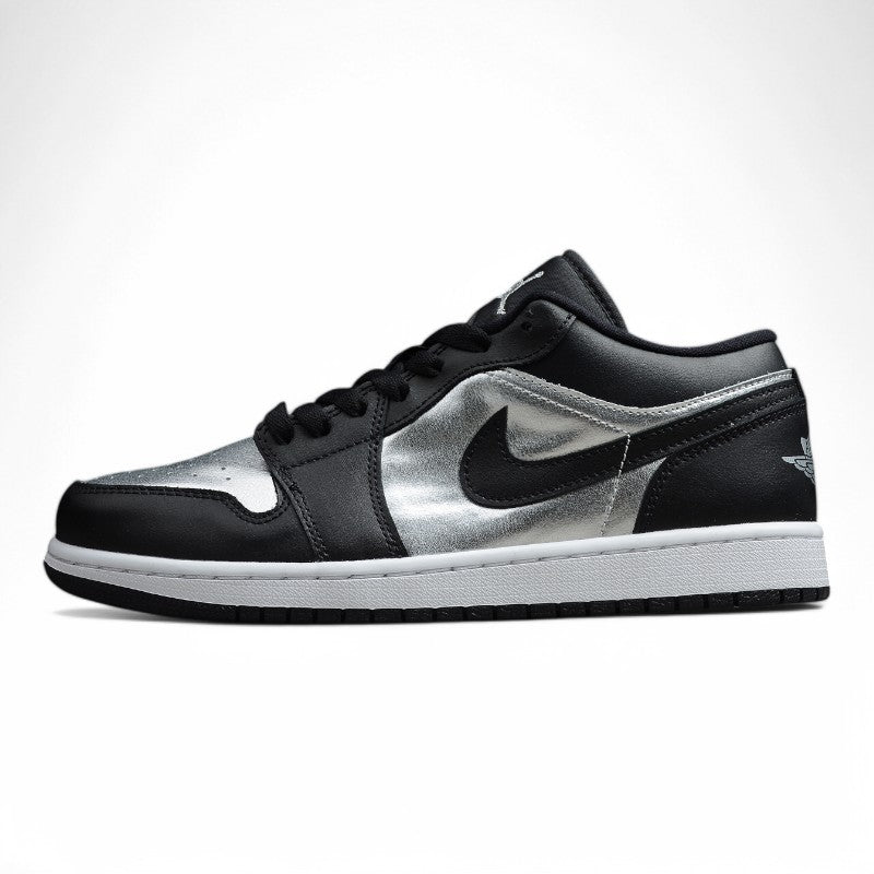 Air Jordan 1 Low SE “Silver Toe”