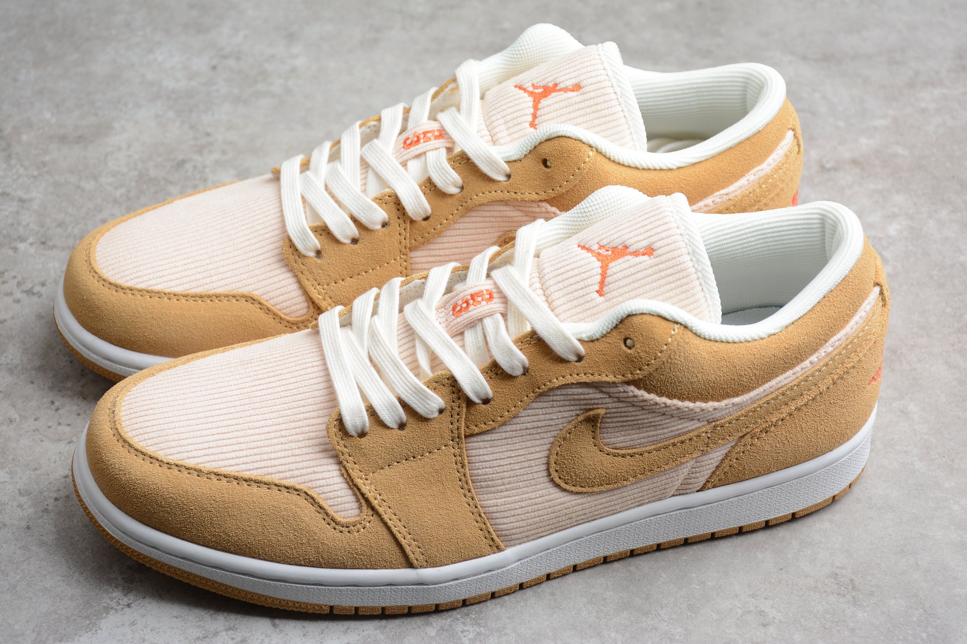 Air Jordan 1 Low SE "Twine" (Corduroy)
