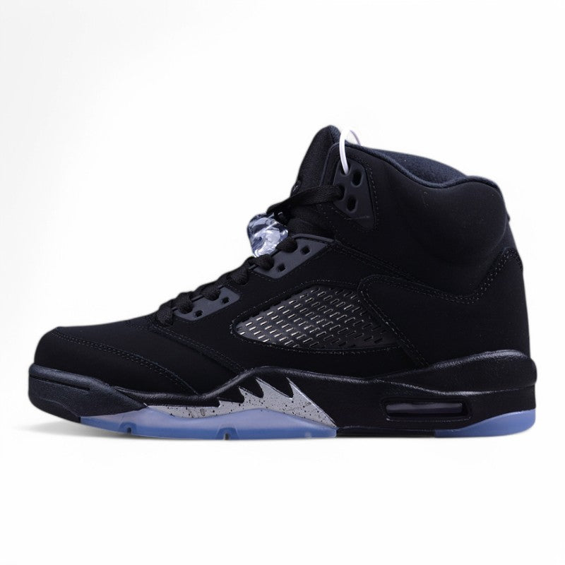 Air Jordan 5 Retro “Black Cat”