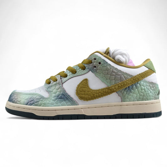 Alexis Sablone x Nike SB Dunk Low