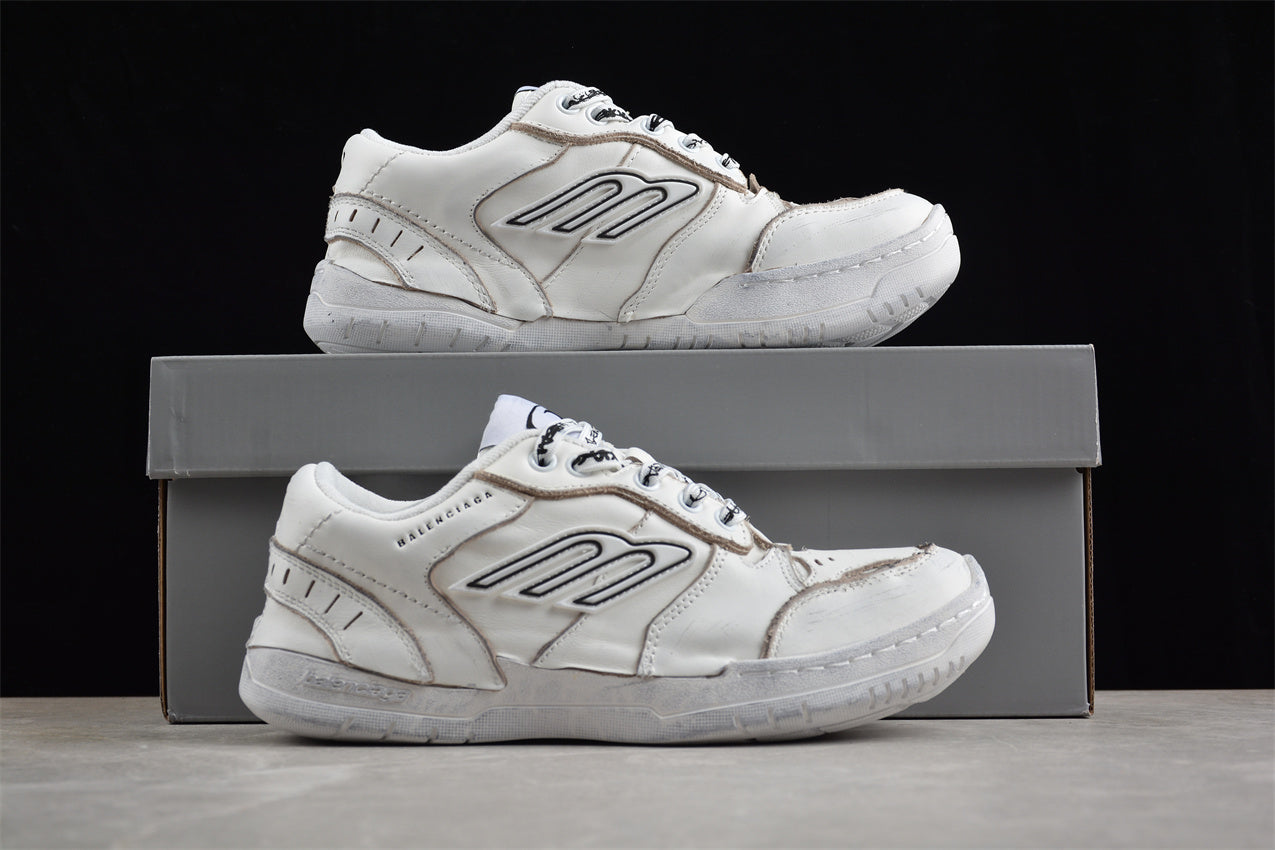 Balenciaga Hamptons Worn Out Pure White