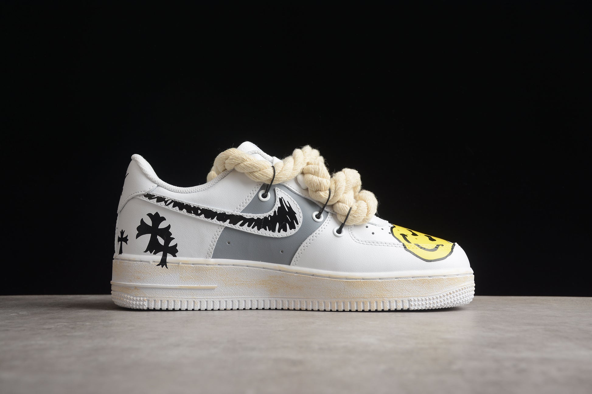 Custom Nike Air Force 1 Low "SMILE"