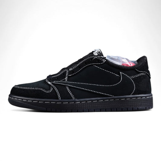 Jordan 1 Retro Low OG SP
Travis Scott Black Phantom