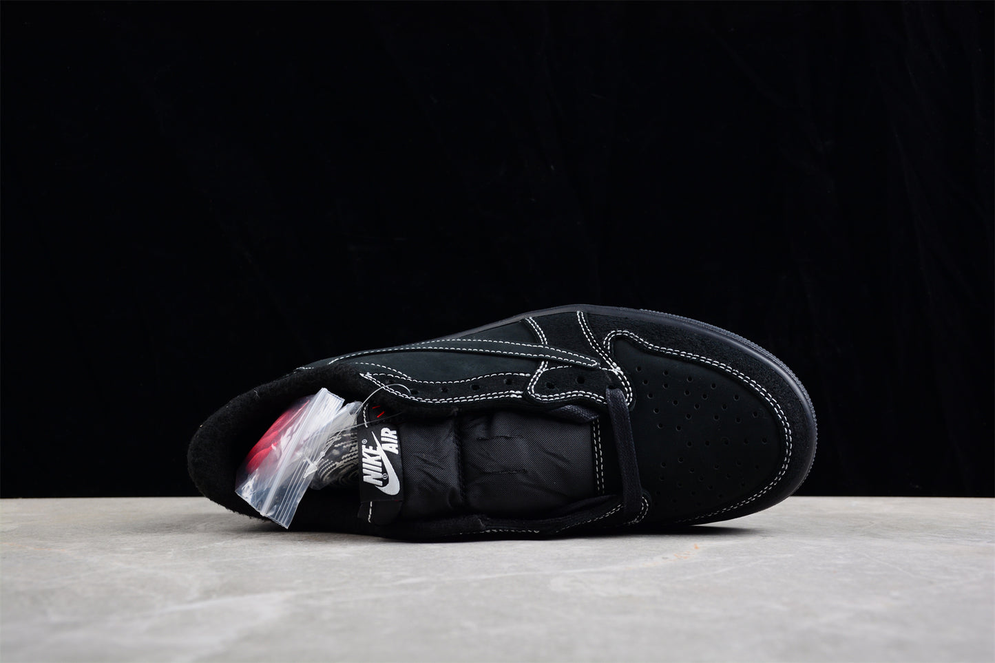 Jordan 1 Retro Low OG SP x Travis Scott "Black Phantom"