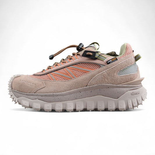Moncler Trailgrip GTX Panelled Sneakers in Pink