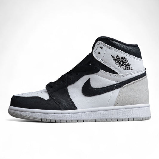 NIKE Air Jordan 1 High OG “Stage Haze”