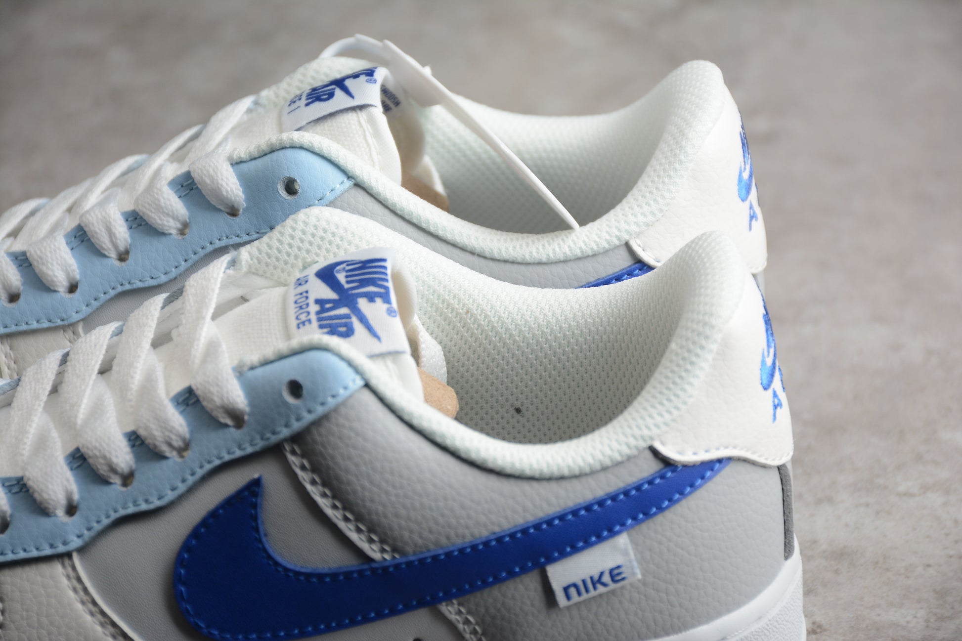Nike Air Force 1 Low in Light Blue (Outlet Edition)