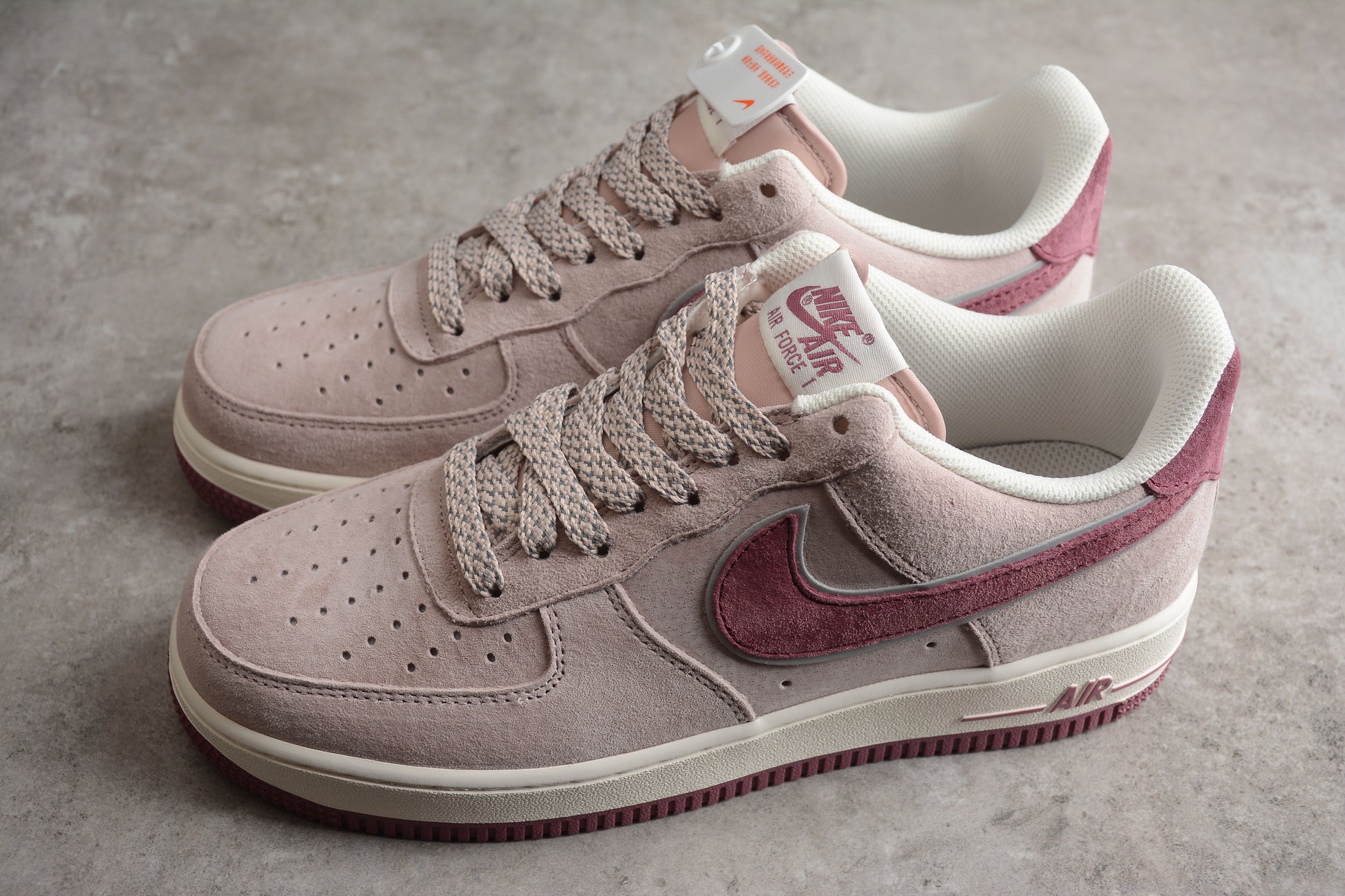 Nike Air Force 1 x Otomo Katsuhiro