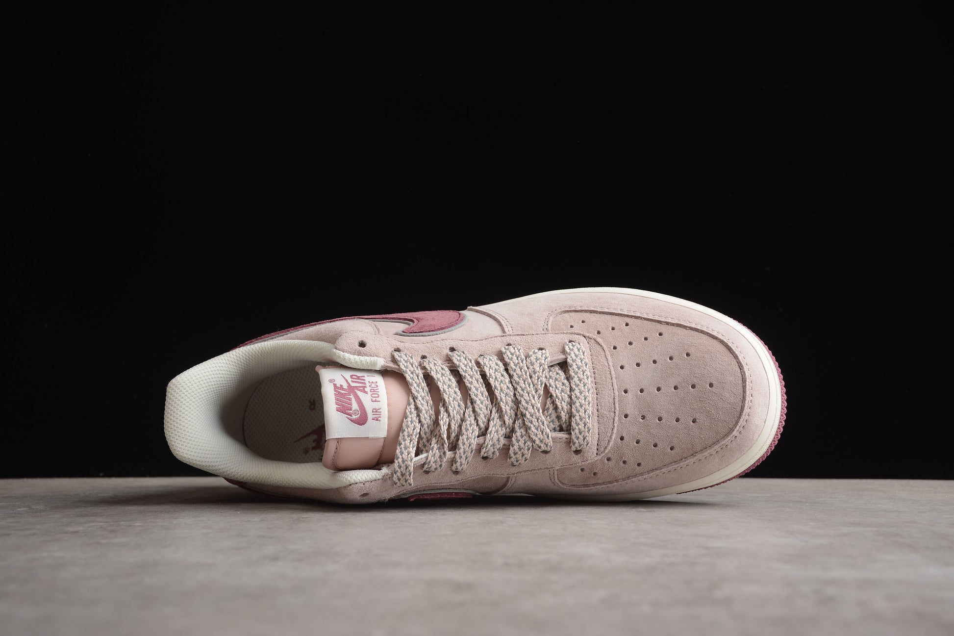 Nike Air Force 1 x Otomo Katsuhiro